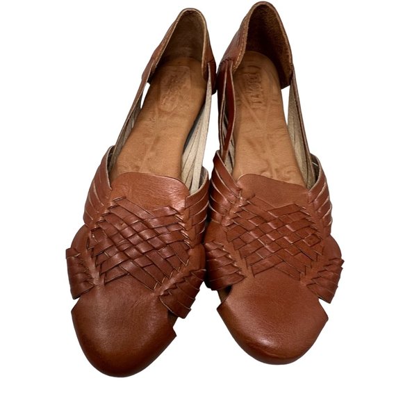 Born Shoes - Born Slip-On Huarache Sandal Womens 7.5 Brown Leather Closed Toe Mexican